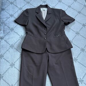 Tahari Arthur Levine Chic Brown Women's Pantsuit
